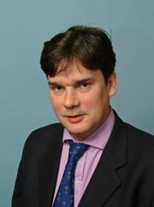 Simon Bennett
