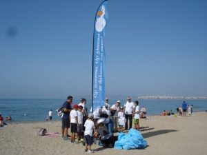 Cleanup of Edem Beach by Danaos Shipping