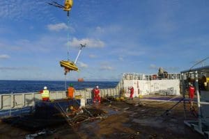 Fugro Wavescan buoy deployment in Q204