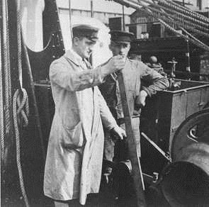 Max Hatlapa at a winch commissioning in the 1920s