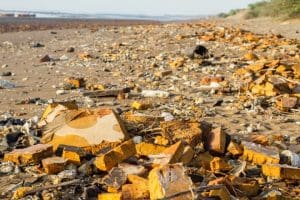 (Photo by Adam Cohn - www.adamcohn.com - Insulation on Beach, Alang Shipyards, 2015)