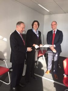 Hans-Peter Hadorn (EFIP President), Commissioner Violeta Bulc (Commissioner for Transport), Alexander van den Bosch (EFIP Director)