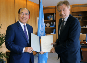 H.E. Dr. Peter Ammon, Germany's Ambassador to the UK and Permanent Representative of Germany to IMO, met IMO Secretary-General Lim today