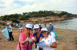 Ersi and Maria Mavroudi with a volunteer friend during the Clean-up
